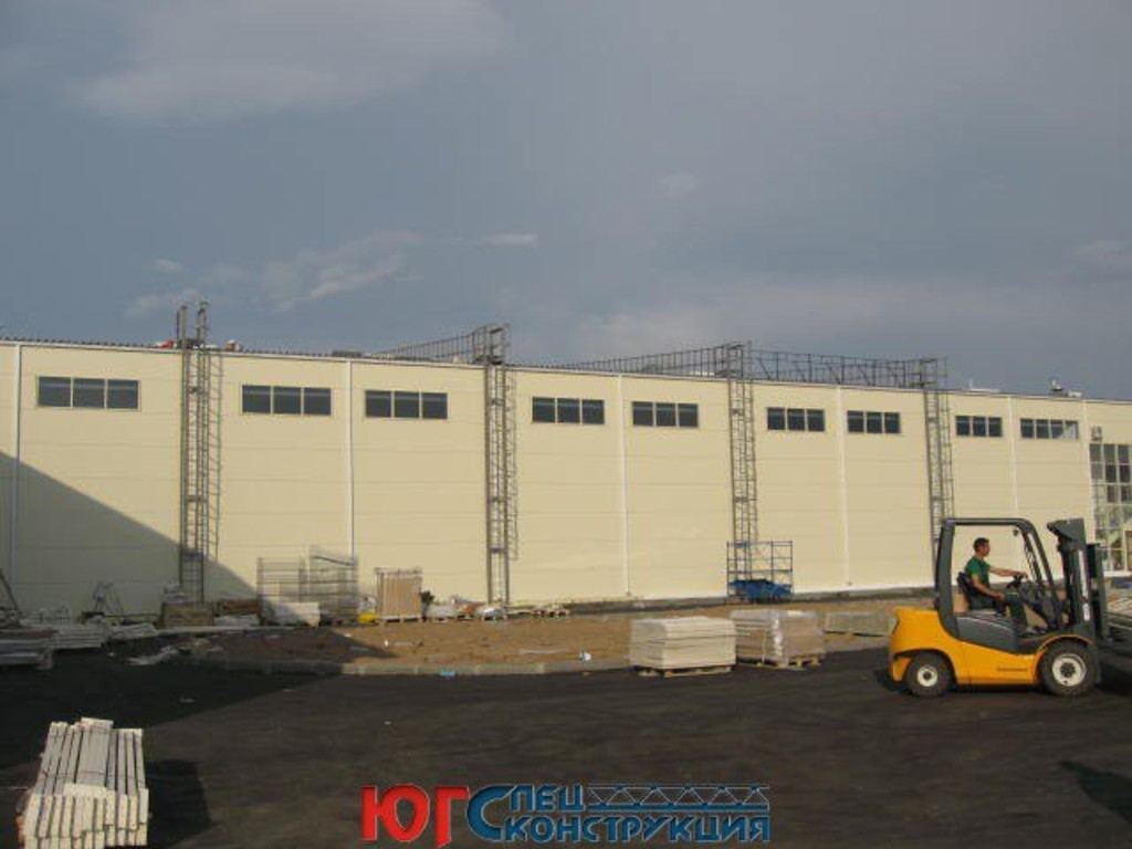 Гипермаркет Добрострой, г. Волжский Волгоградской области