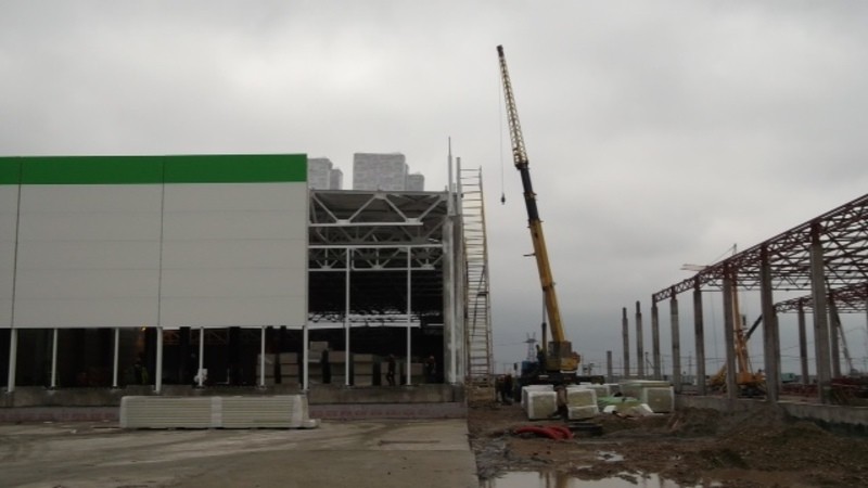 Заканчивается строительство логистического центра Адыгея 1 и Адыгея 2 г. Адыгейск , металлоемкостью 1200 тонн